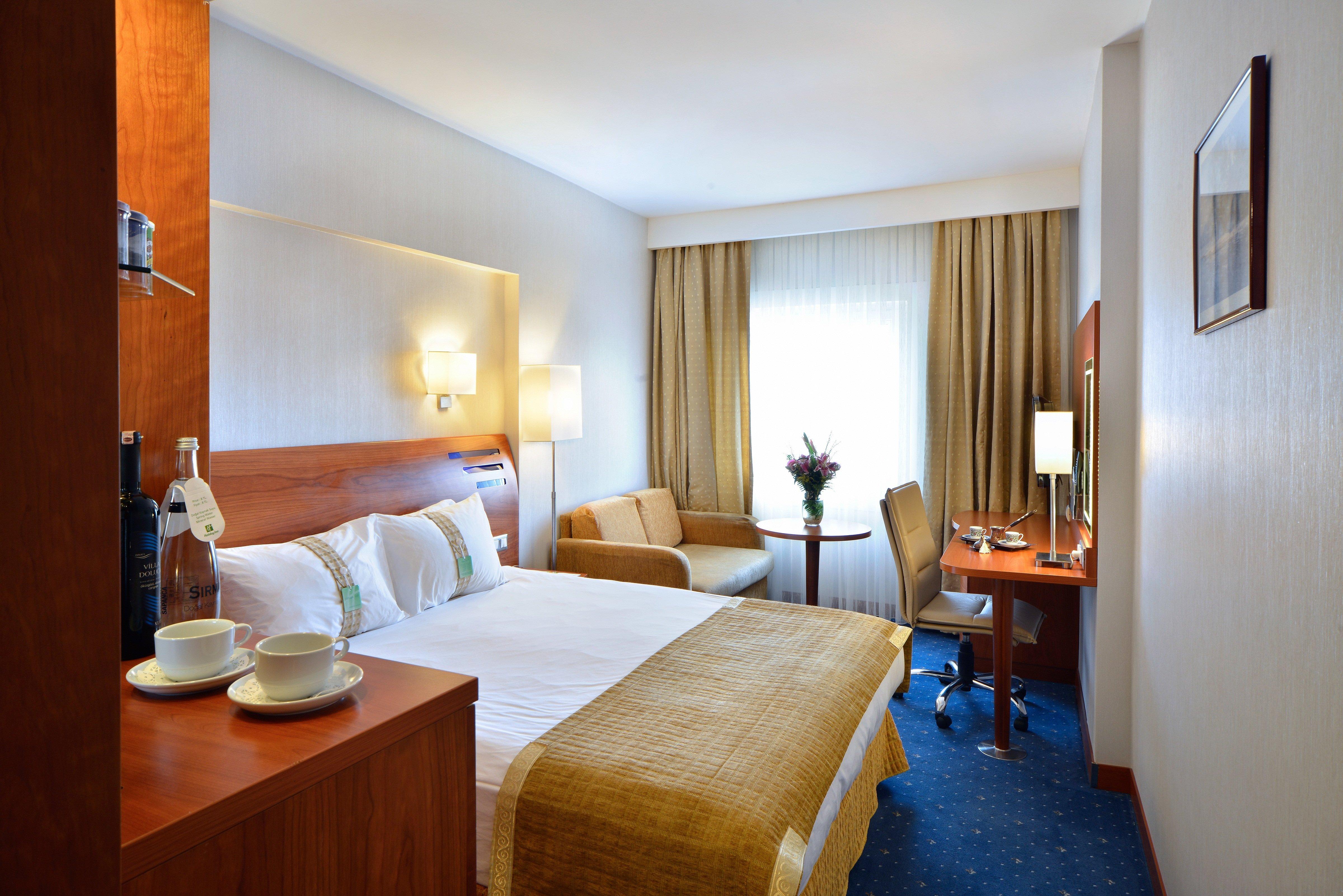 Holiday Inn Istanbul City By Ihg Zewnętrze zdjęcie A room at the hotel
